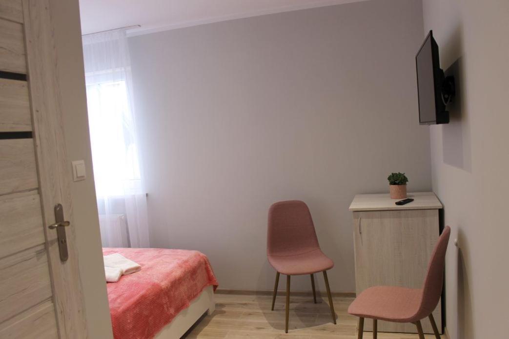 Pokoje Goscinne U Anny Augustow Bagian luar foto